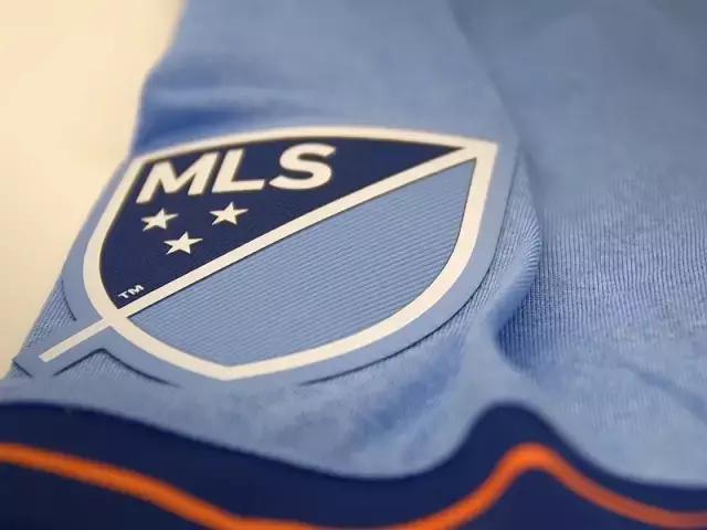 cikers瓒崇悆鐞冭。,cikers璧涘鐞冭。