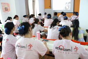 想做月嫂到哪里正规机构培训,太原培训月嫂正规机构