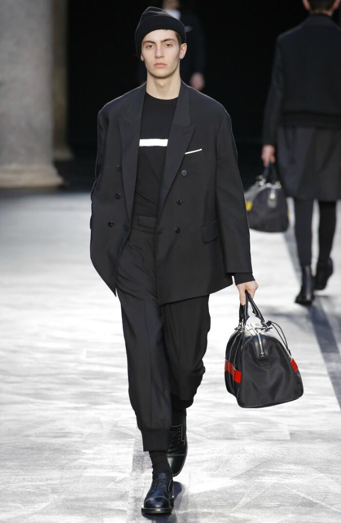 秋冬简约男装,秋冬男装流行款式