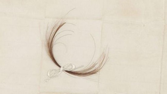 男朋友送过你什么奇葩礼物,问男朋友送过什么礼物给前任