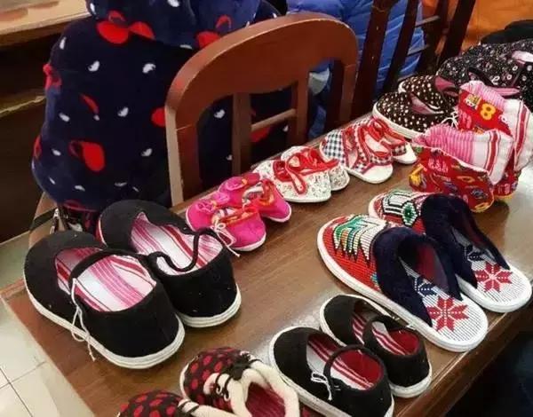 我妈让我带60斤大米去上班？