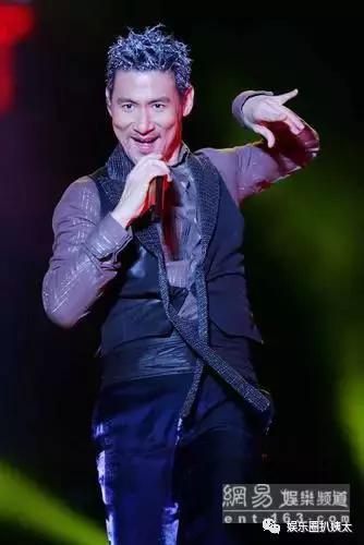 张杰大张伟综艺节目是什么,张杰下腰唱高音