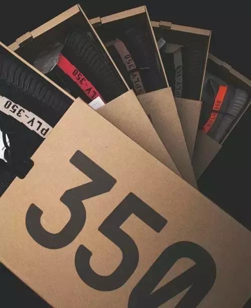 假yeezy有哪些,穿假yeezy能看出来吗