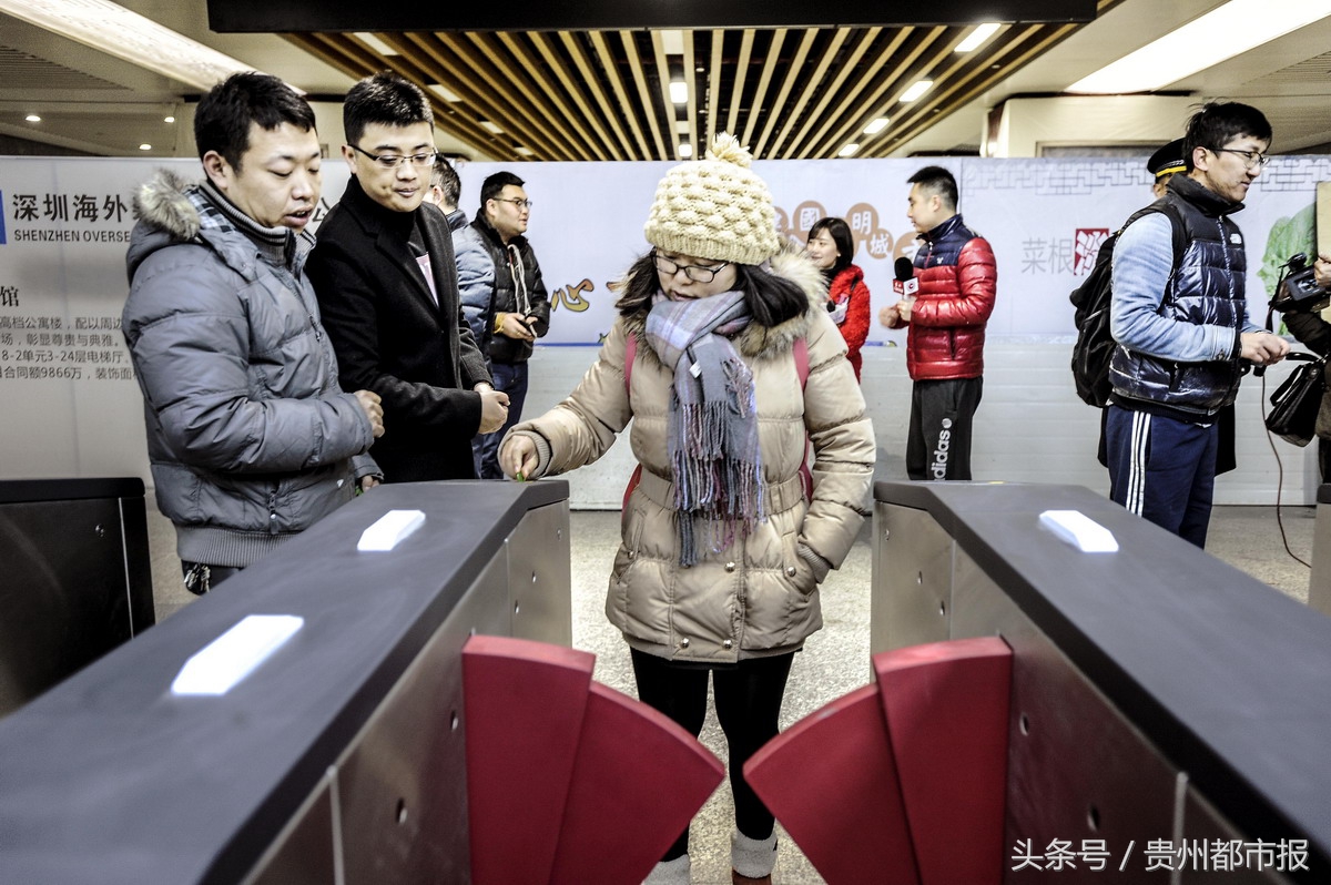 brt乘车没刷卡,brt乘车码在哪里刷