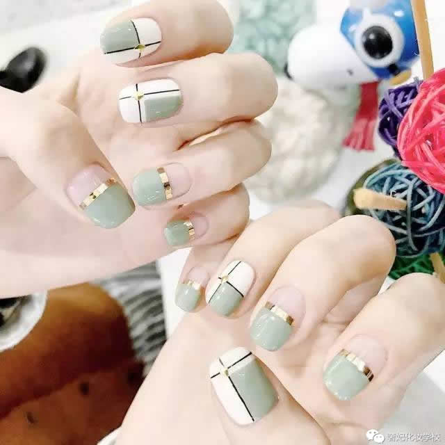 一不小心就让你怦然心动的：22款精致美甲