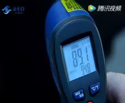 无损修复汽车凹痕是怎么做的,汽车凹痕用开水管用吗