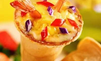 火腿芝士吐司韩国街边小吃,组合披萨吐司韩国街头小吃