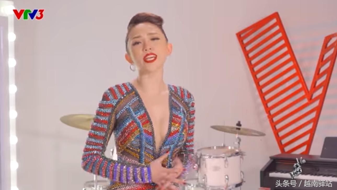 中国人在越南好声音唱歌震撼全场,越南好声音四位导师