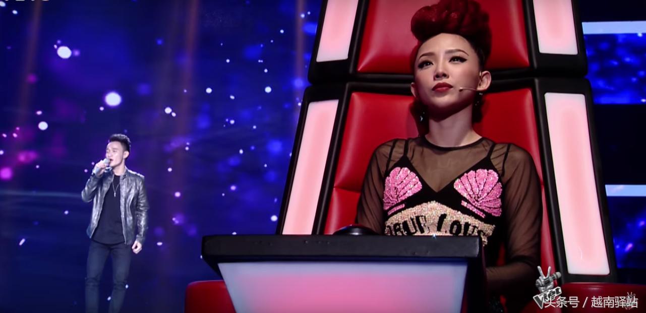 中国人在越南好声音唱歌震撼全场,越南好声音四位导师