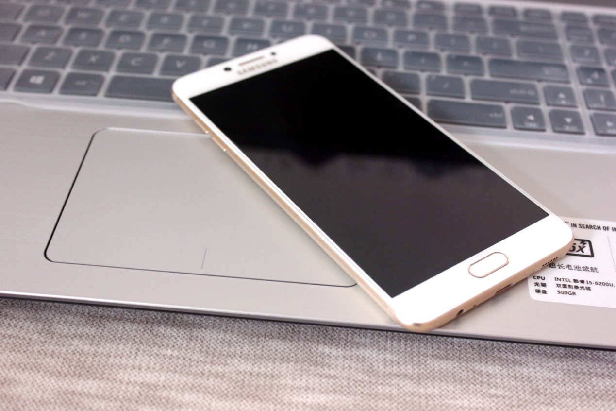 铜管散热和碳纤维散热,骁龙626三星c7