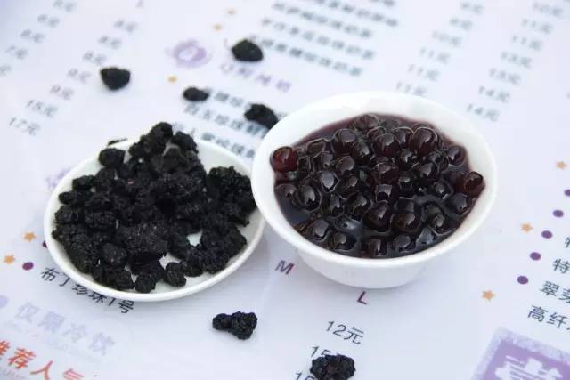 好端端的茶饮店偏要现做珍珠！结果试营业就排起了长队