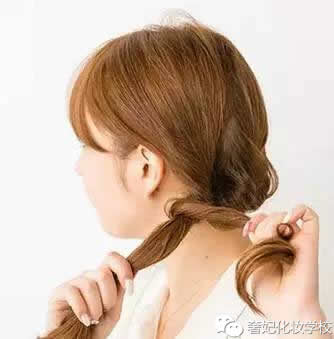 气质半披发编发教程,披发慵懒风编发教程