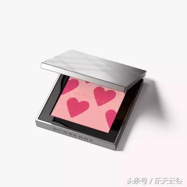 burberry丝绒25号唇釉,burberry唇釉试色