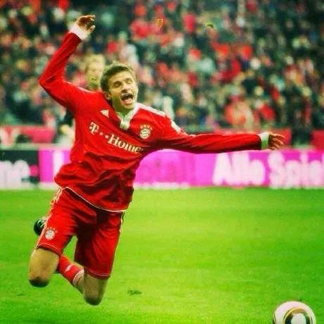 足球界逗比穆勒,足坛惨案制造者穆勒