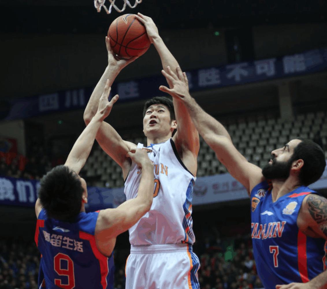 主场哨,卫冕冠军下一届打季后赛最大分差