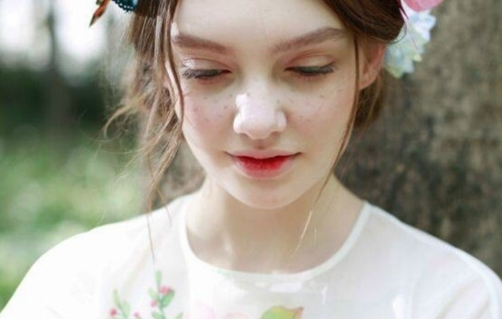 别人说我用的化妆品不好怎么回怼,别人用着好的护肤品