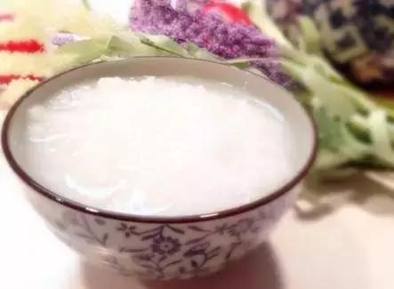 宝宝发烧哪些情况说明病情有好转,宝宝发烧时这几种东西别乱吃