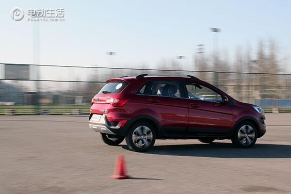 北汽ex260新能源蓝色,北汽新能源ex260区别