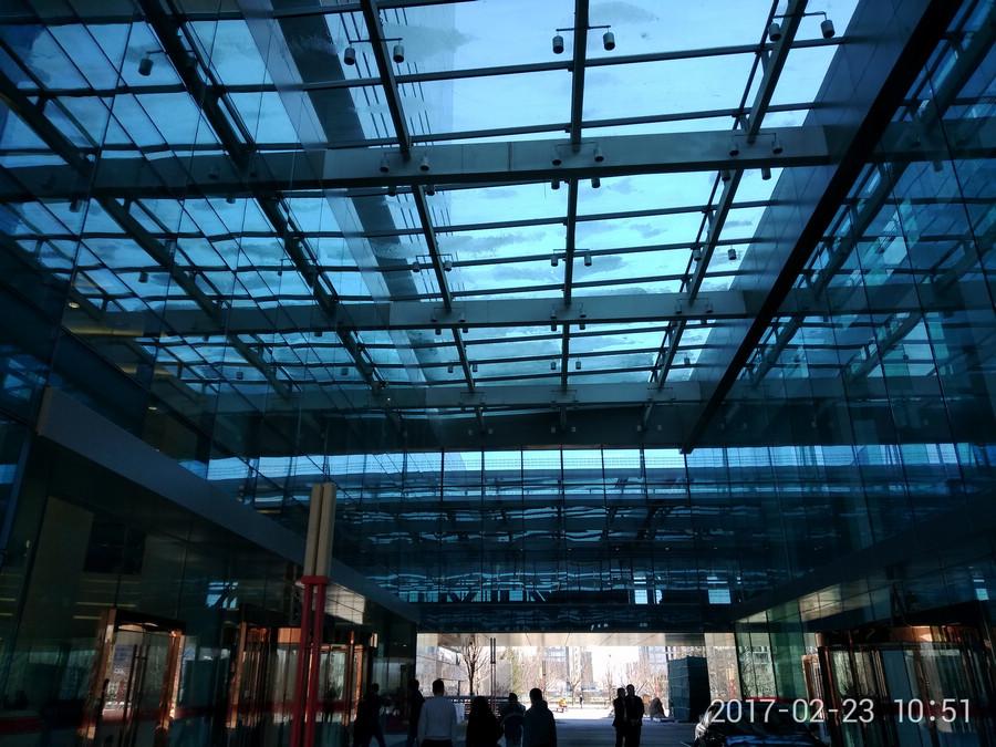 4000mAh+6GB运存!仅售1399的360手机N5评测