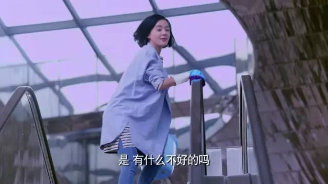 《云巅之上》已向你发送娱乐圈生存宝典，收好不谢！