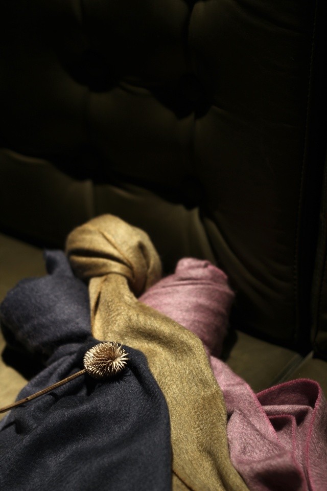 150年的坚持，换来最高品质的羊绒围巾----BeggCo