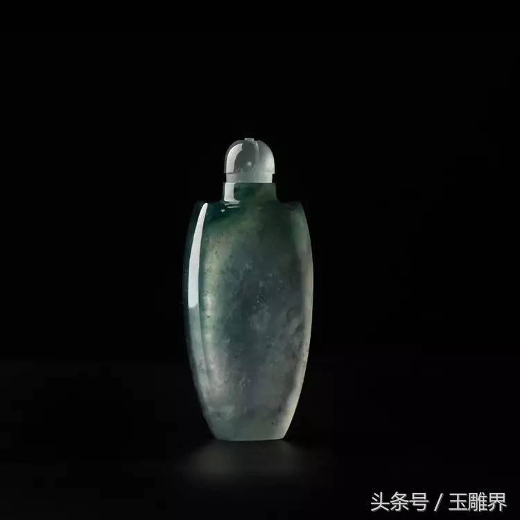 古代男子随身佩戴物品,男子穿越古代带了小玩具