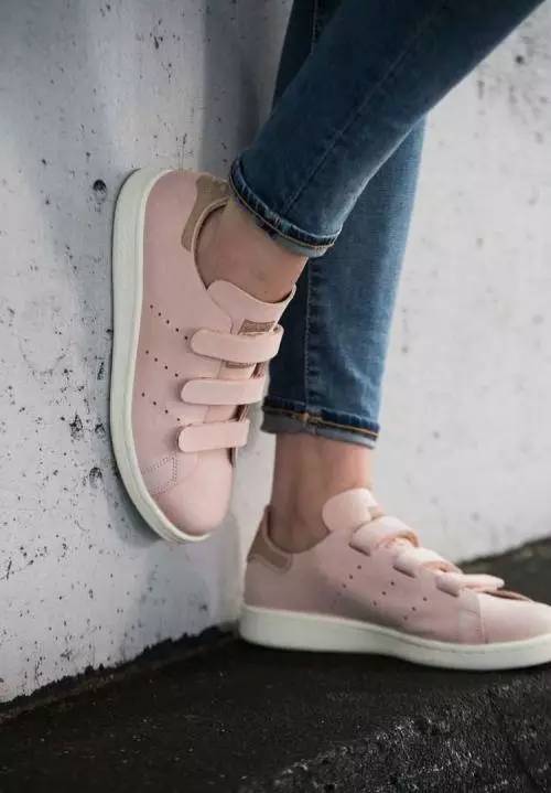 粉色大牌鞋子推荐,情侣鞋潮鞋品牌推荐