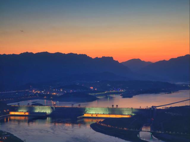 央视推荐长江十大旅游线路视频,中国十大热门旅游线路