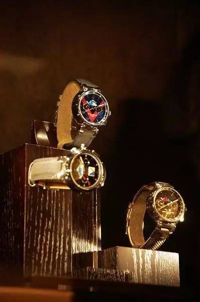 大单反复挂了又撤,大单挂了又反复撤单