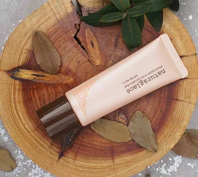 明星怀孕都用什么彩妆,明星孕妇推荐的彩妆品牌