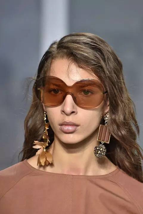 下一季的爆款潮流单品,2017流行单品推荐