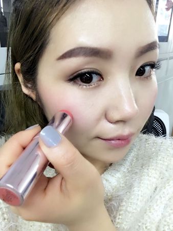 超简单彩妆妆容搭配男生,日系男生小清新妆容