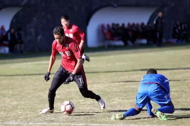 集训表现,天津泰达权健格乌瓦尼奥集锦