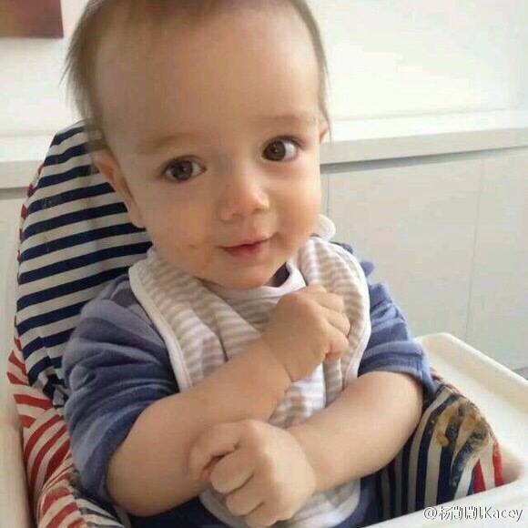 适合幼儿玩的亲子游戏,100个亲子互动游戏8-12岁