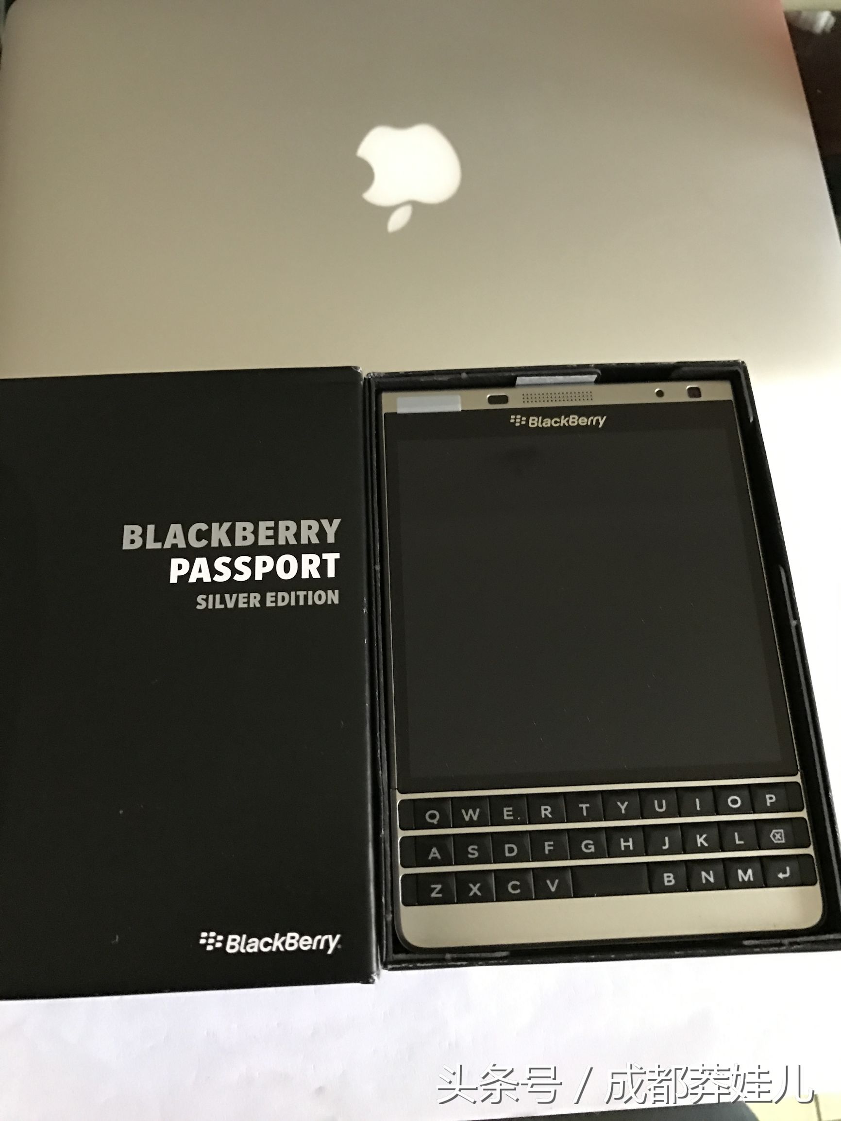 黑莓passport2必装软件,黑莓手机passport二代银色