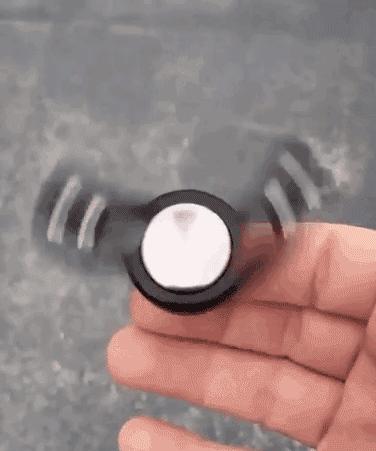 男生神器指尖陀螺,适合男士使用的指尖陀螺