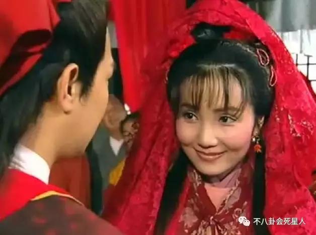 豪掷600万买LV,从亚姐沦为龙套,她的演技可惜了