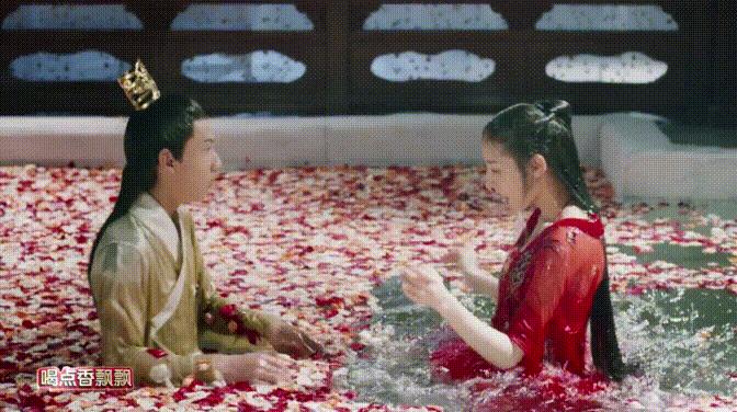 三生三世:墨渊复活,夜华打翻醋坛子,然而我最心疼的却是他们俩