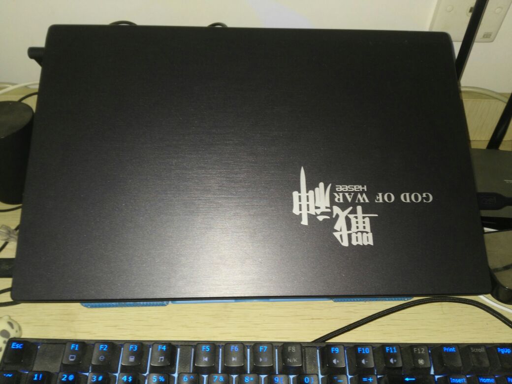 三千左右买游戏本还是台式,神舟4050游戏本推荐