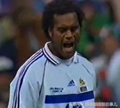两届世界杯踢丢点球巴乔扼腕痛惜,98年世界杯法国vs意大利点球大战
