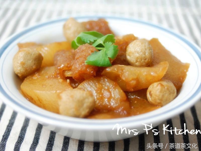 香港正宗猪皮萝卜做法 (广州小吃萝卜猪皮)