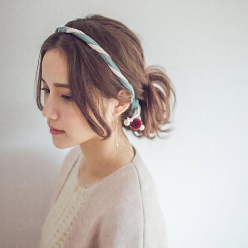 简单的扎发妹子,简单又好看的扎发教程女人