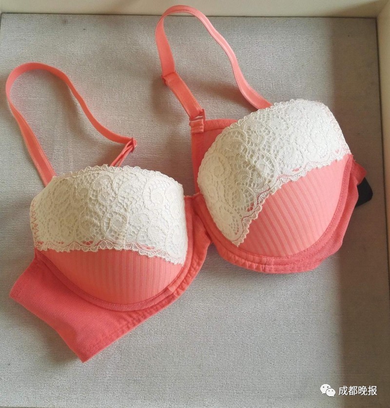 濂ヨ幈杩囪妭娲诲姩,杩囪妭鏃剁殑濂ヨ幈