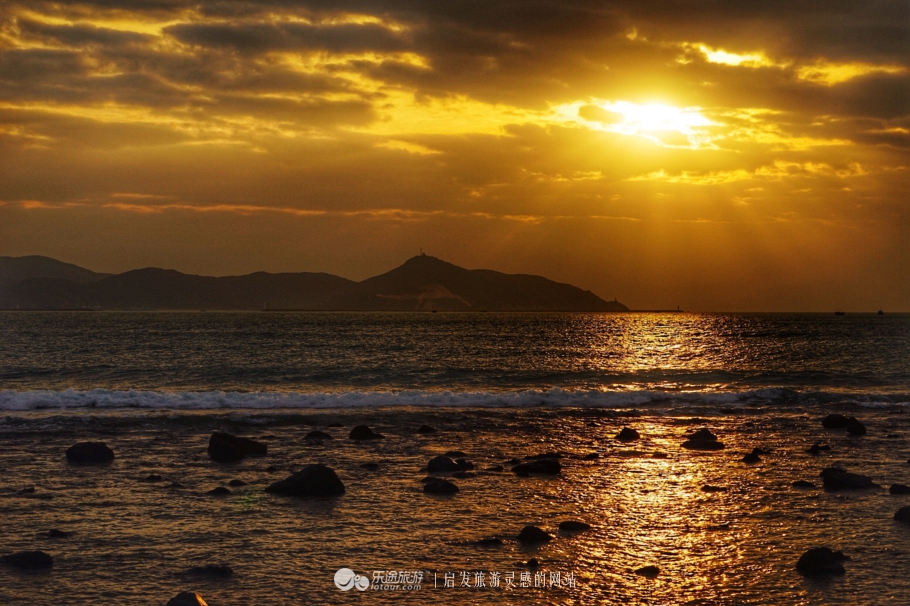 三亚半山半岛简介,三亚4大海湾