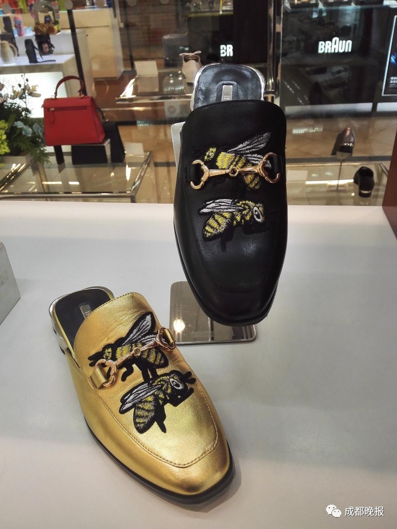 濂ヨ幈杩囪妭娲诲姩,杩囪妭鏃剁殑濂ヨ幈