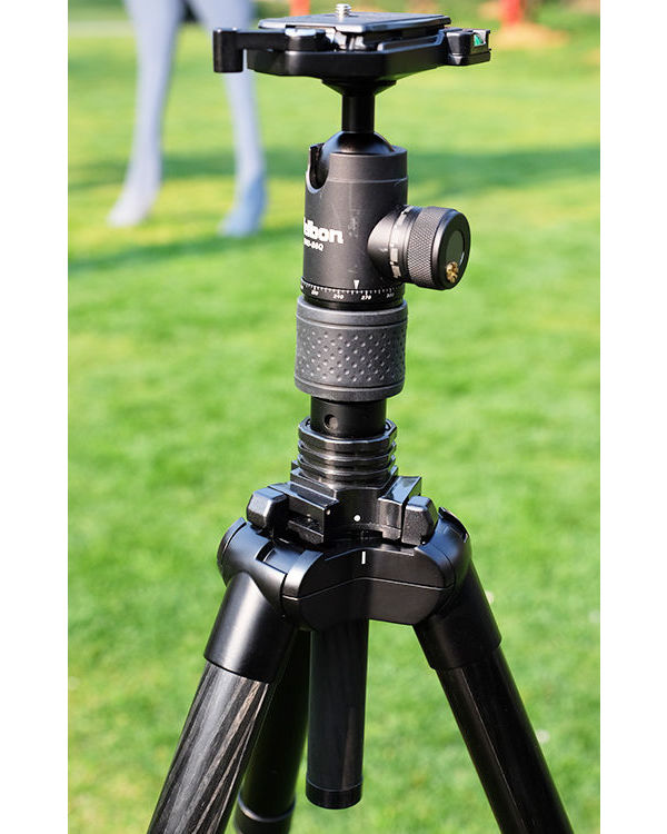 坚固更轻便*钟金**碳纤反折脚架UTC-63体验