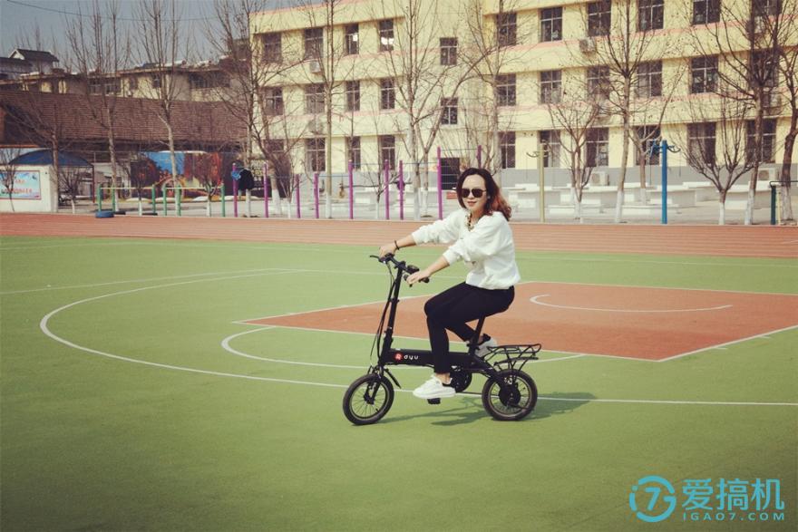 穿梭在城市中的精灵-大鱼智行车DYUA1评测