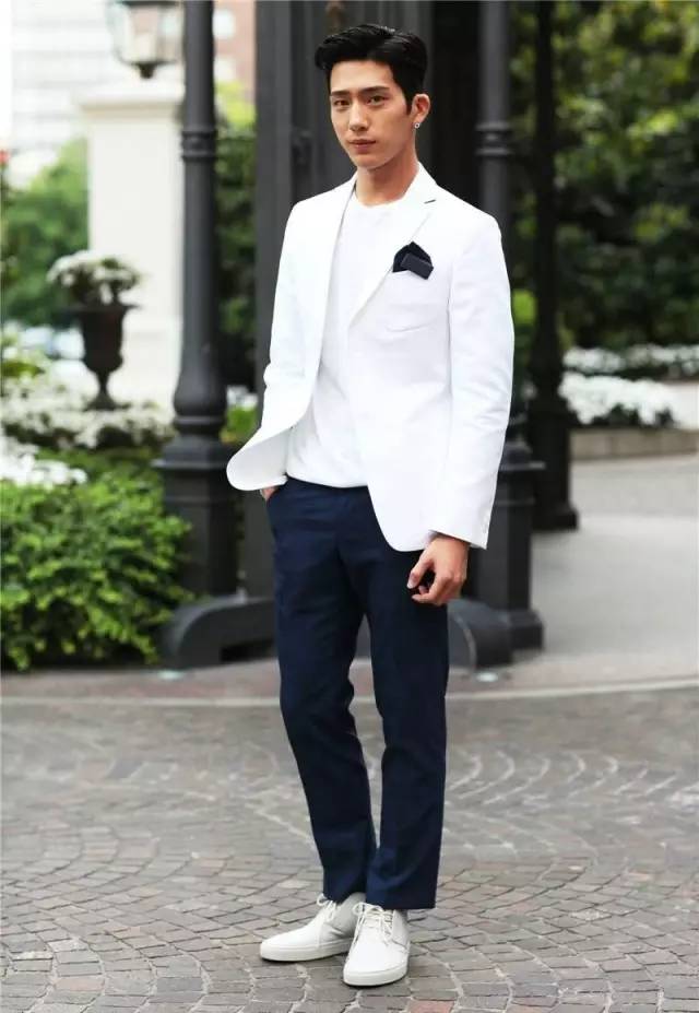 今年最新款的男装搭配,男装的各种色系穿搭你值得拥有