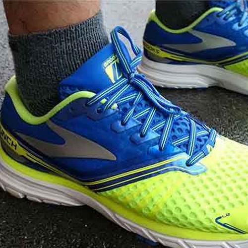 我心中的最强碳板跑鞋,又好看又能跑的跑鞋推荐