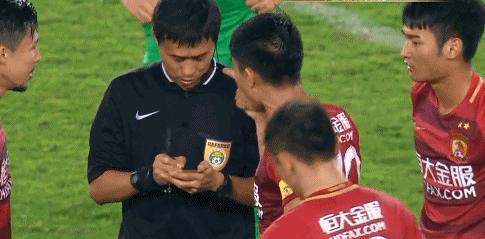 郑智中超十大犯规,郑智停赛4场都是中超吗